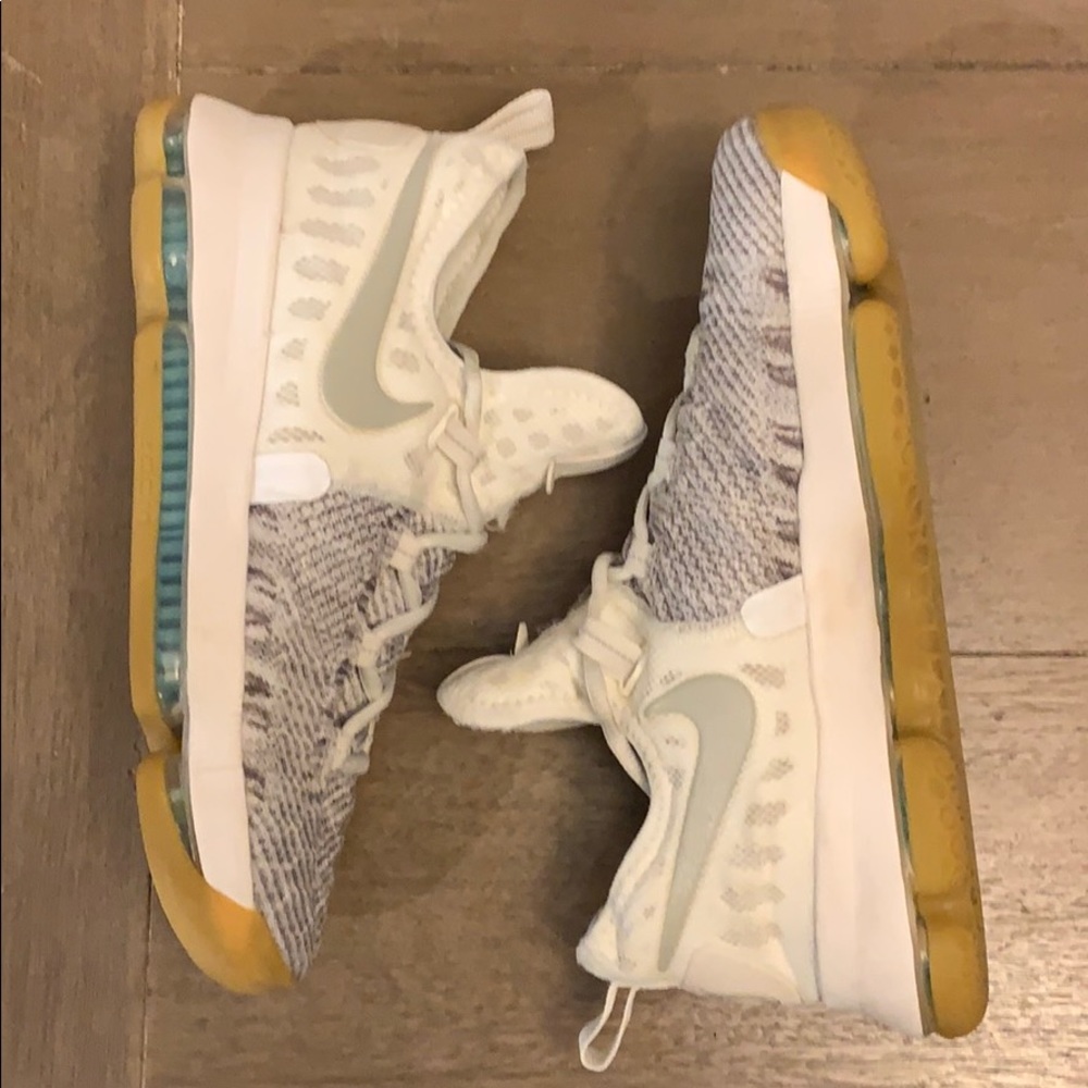 Youth Kd basketball shoes
